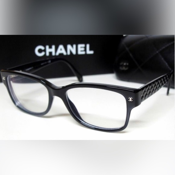 CHANEL Accessories - CHANEL CC Logo Quilted Eyeglass Frames Black
3135